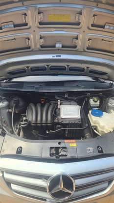 MERCEDES-BENZ-B 180-1.7 FAMILY 8V GASOLINA 4P AUTOMÁTICO MERCEDES-BENZ-B 180-2010
