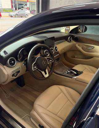 MERCEDES-BENZ-C 180-2019