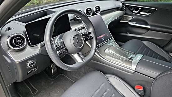 MERCEDES-BENZ-C 300-2024