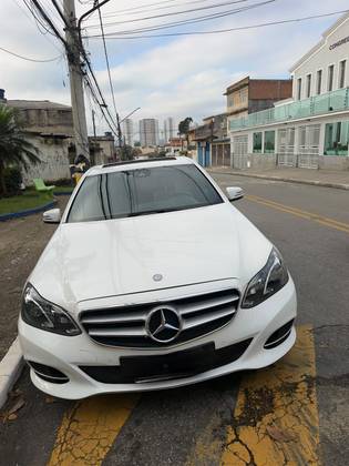MERCEDES-BENZ E 250 2.0 AVANTGARDE 16V TURBO GASOLINA 4P AUTOMÁTICO