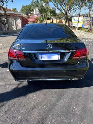 MERCEDES-BENZ-E 250-2.0 AVANTGARDE 16V TURBO GASOLINA 4P AUTOMÁTICO MERCEDES-BENZ-E 250-2014