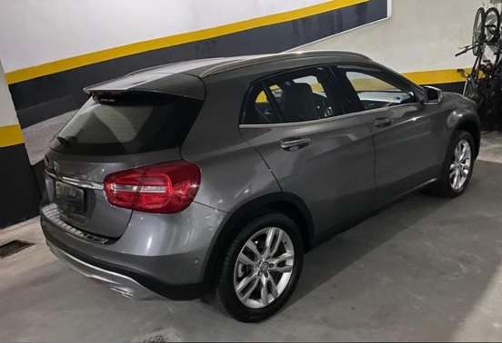 MERCEDES-BENZ-GLA 200-2014