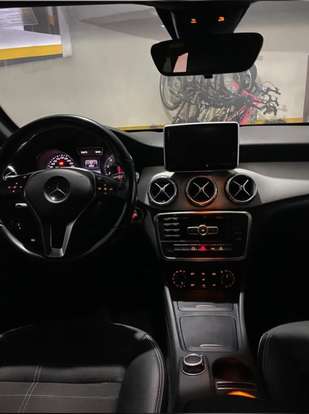 MERCEDES-BENZ-GLA 200-1.6 CGI ADVANCE 16V TURBO FLEX 4P AUTOMÁTICO MERCEDES-BENZ-GLA 200-2014