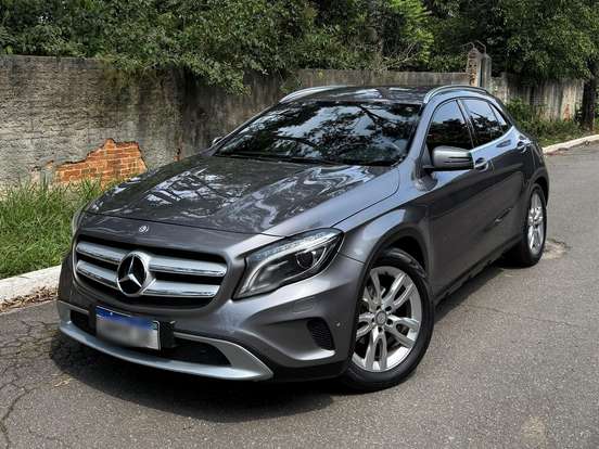 MERCEDES-BENZ-GLA 200-1.6 CGI ADVANCE 16V TURBO GASOLINA 4P AUTOMÁTICO MERCEDES-BENZ-GLA 200-2014