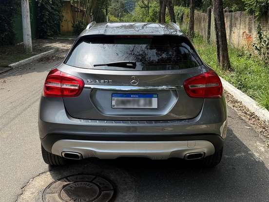 MERCEDES-BENZ-GLA 200-1.6 CGI ADVANCE 16V TURBO GASOLINA 4P AUTOMÁTICO MERCEDES-BENZ-GLA 200-2014