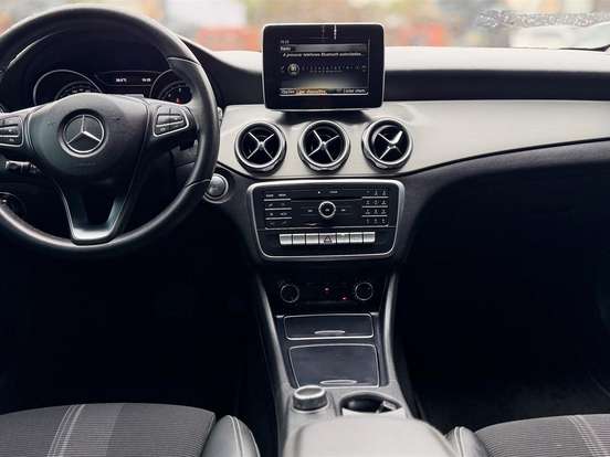 MERCEDES-BENZ-GLA 200-1.6 CGI FLEX ADVANCE 7G-DCT MERCEDES-BENZ-GLA 200-2017
