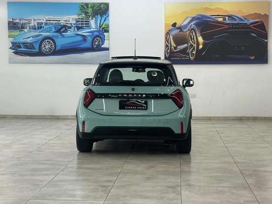MINI-COOPER-2.0 16V TWINPOWER GASOLINA S EXCLUSIVE 4P STEPTRONIC MINI-COOPER-2024