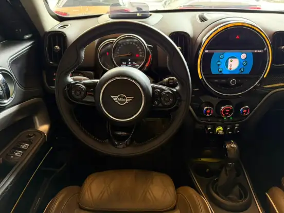 MINI-COUNTRYMAN-2020