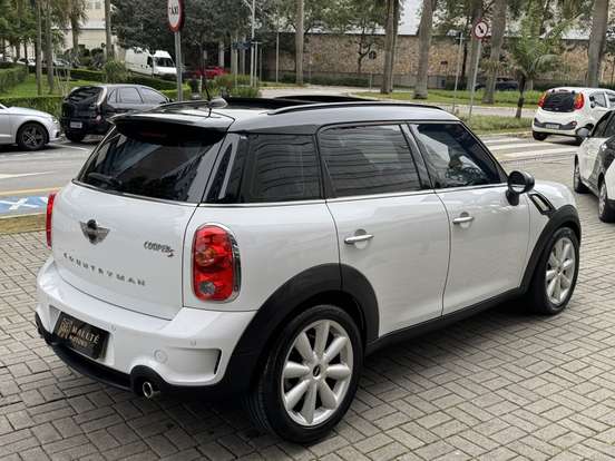 MINI-COUNTRYMAN-2015