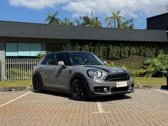 MINI-COUNTRYMAN-2018