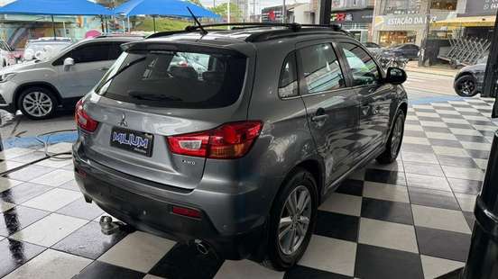 MITSUBISHI-ASX-2012