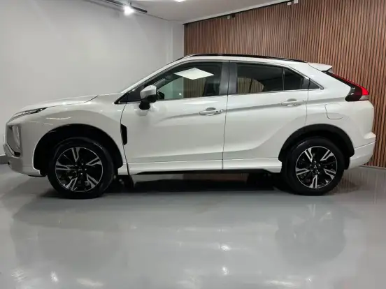 MITSUBISHI-ECLIPSE CROSS-2024