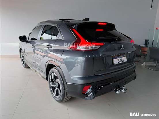 MITSUBISHI-ECLIPSE CROSS-2025