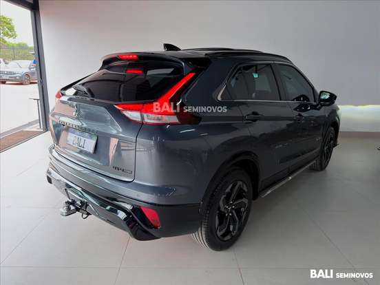 MITSUBISHI-ECLIPSE CROSS-1.5 MIVEC TURBO GASOLINA HPE-S BLACK S-AWC CVT MITSUBISHI-ECLIPSE CROSS-2025