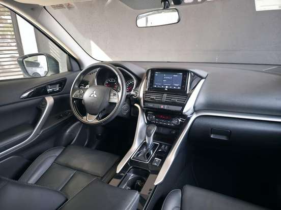 MITSUBISHI-ECLIPSE CROSS-1.5 MIVEC TURBO GASOLINA HPE-S S-AWC CVT MITSUBISHI-ECLIPSE CROSS-2023