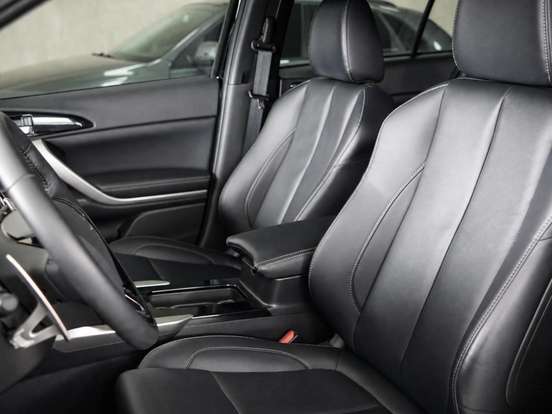 MITSUBISHI-ECLIPSE CROSS-2024