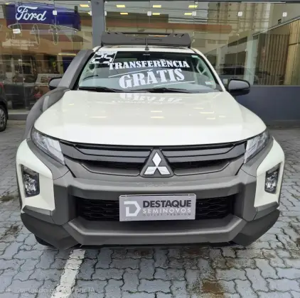 MITSUBISHI L200 TRITON 2.4 16V TURBO DIESEL SPORT SAVANA CD 4P 4X4 AUTOMÁTICO