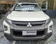 MITSUBISHI L200 TRITON 2.4 16V TURBO DIESEL SPORT SAVANA CD 4P 4X4 AUTOMÁTICO MITSUBISHI L200 TRITON 2.4 16V TURBO DIESEL SPORT SAVANA CD 4P 4X4 AUTOMÁTICO