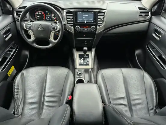 MITSUBISHI-L200 TRITON-2024
