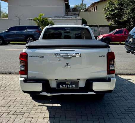 MITSUBISHI-L200 TRITON-2023