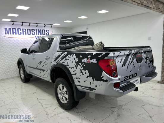 MITSUBISHI-L200 TRITON-2013