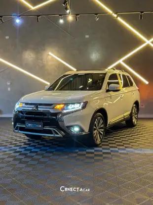 MITSUBISHI-OUTLANDER-3.0 MIVEC V6 GASOLINA HPE-S AWD AUTOMÁTICO MITSUBISHI-OUTLANDER-2019