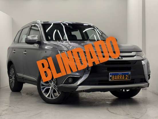 MITSUBISHI-OUTLANDER-3.0 GT 4X4 V6 24V GASOLINA 4P AUTOMÁTICO MITSUBISHI-OUTLANDER-2017