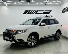 MITSUBISHI OUTLANDER 3.0 MIVEC V6 GASOLINA HPE-S AWD AUTOMÁTICO MITSUBISHI OUTLANDER 3.0 MIVEC V6 GASOLINA HPE-S AWD AUTOMÁTICO