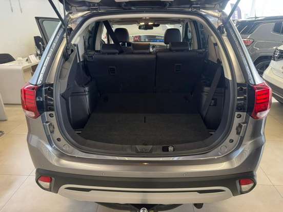 MITSUBISHI-OUTLANDER-2018