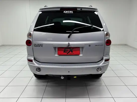 MITSUBISHI-PAJERO-2.5 HD 4X4 8V TURBO INTERCOOLER DIESEL 4P MANUAL MITSUBISHI-PAJERO-2011