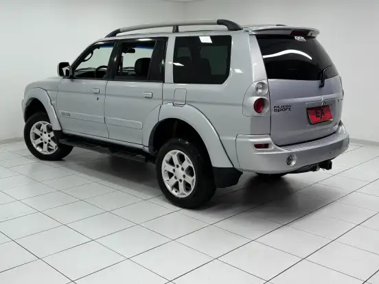 MITSUBISHI-PAJERO-2.5 HD 4X4 8V TURBO INTERCOOLER DIESEL 4P MANUAL MITSUBISHI-PAJERO-2011