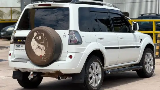 MITSUBISHI-PAJERO-2.5 HD 4X4 8V TURBO INTERCOOLER DIESEL 4P MANUAL MITSUBISHI-PAJERO-2011