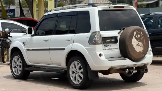 MITSUBISHI-PAJERO-2.5 HD 4X4 8V TURBO INTERCOOLER DIESEL 4P MANUAL MITSUBISHI-PAJERO-2011