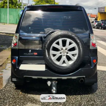 MITSUBISHI-PAJERO-2.5 HD 4X4 8V TURBO INTERCOOLER DIESEL 4P MANUAL MITSUBISHI-PAJERO-2010