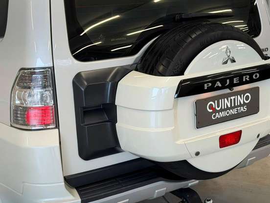 MITSUBISHI-PAJERO FULL-3.2 HPE 4X4 16V TURBO INTERCOOLER DIESEL 4P AUTOMÁTICO MITSUBISHI-PAJERO FULL-2012