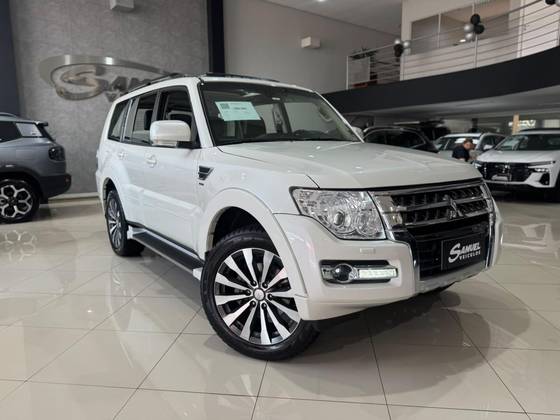 MITSUBISHI PAJERO FULL 3.2 HPE 4X4 16V TURBO INTERCOOLER DIESEL 4P AUTOMÁTICO