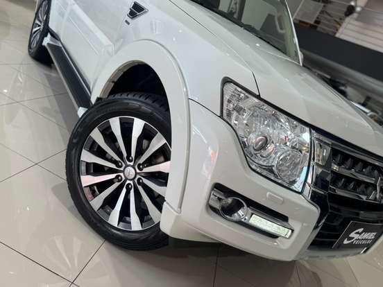 MITSUBISHI-PAJERO FULL-3.2 HPE 4X4 16V TURBO INTERCOOLER DIESEL 4P AUTOMÁTICO MITSUBISHI-PAJERO FULL-2018