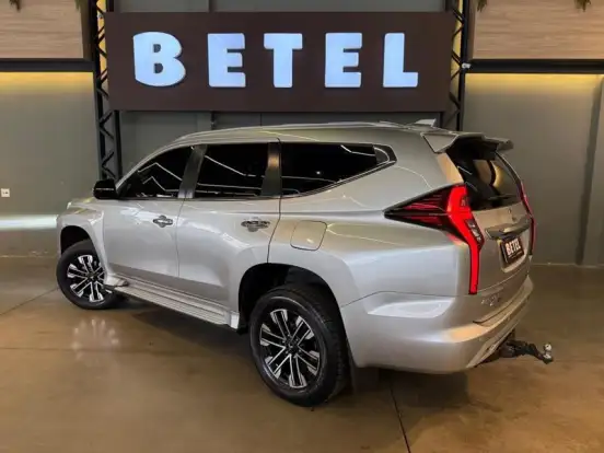 MITSUBISHI-PAJERO SPORT-2.4 16V MIVEC TURBO DIESEL HPE-S AWD AUTOMÁTICO MITSUBISHI-PAJERO SPORT-2020