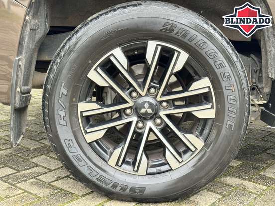 MITSUBISHI-PAJERO SPORT-2.4 16V MIVEC TURBO DIESEL HPE-S AWD AUTOMÁTICO MITSUBISHI-PAJERO SPORT-2020