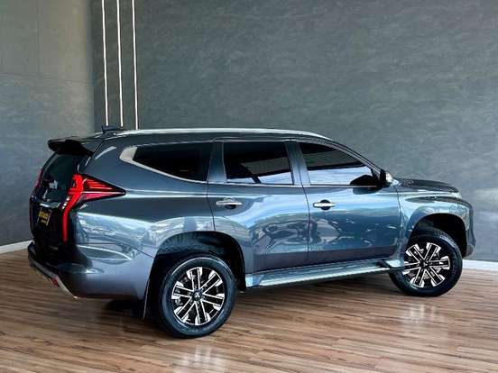 MITSUBISHI-PAJERO SPORT-2.4 16V MIVEC TURBO DIESEL HPE-S AWD AUTOMÁTICO MITSUBISHI-PAJERO SPORT-2021