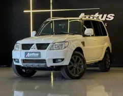 MITSUBISHI PAJERO TR4 2.0 4X2 16V 140CV FLEX 4P AUTOMÁTICO MITSUBISHI PAJERO TR4 2.0 4X2 16V 140CV FLEX 4P AUTOMÁTICO