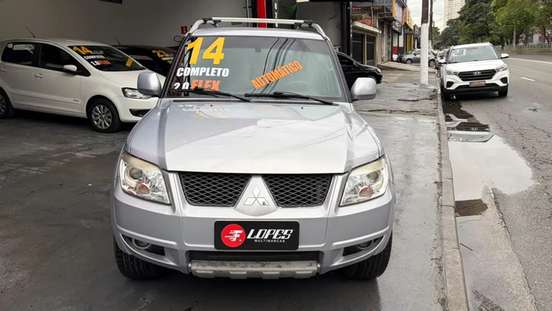 MITSUBISHI-PAJERO TR4-2013