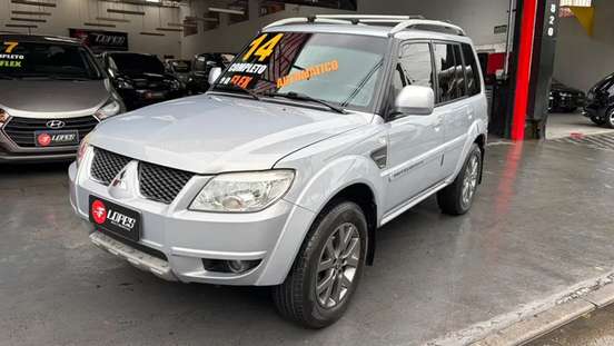 MITSUBISHI-PAJERO TR4-2013