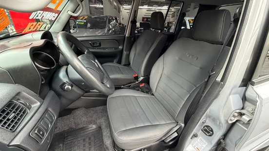 MITSUBISHI-PAJERO TR4-2013