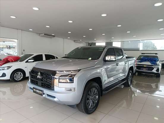 MITSUBISHI-TRITON-2.4 BITURBO DIESEL CD HPE 4X4 AUTOMÁTICO MITSUBISHI-TRITON-2026