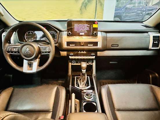MITSUBISHI-TRITON-2.4 BITURBO DIESEL CD HPE-S 4X4 AUTOMÁTICO MITSUBISHI-TRITON-2025