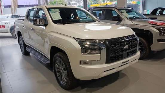 MITSUBISHI-TRITON-2026