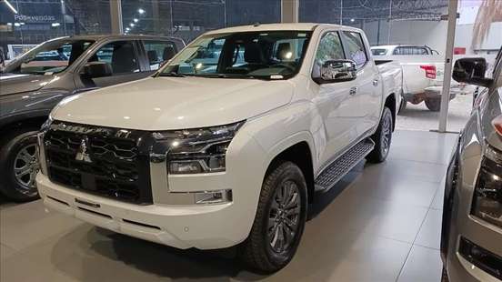 MITSUBISHI-TRITON-2.4 BITURBO DIESEL CD HPE-S 4X4 AUTOMÁTICO MITSUBISHI-TRITON-2026