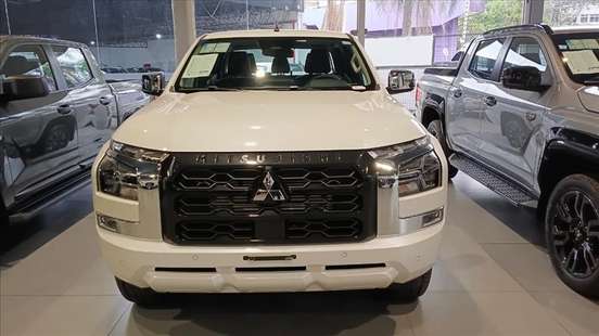 MITSUBISHI-TRITON-2.4 BITURBO DIESEL CD HPE-S 4X4 AUTOMÁTICO MITSUBISHI-TRITON-2026