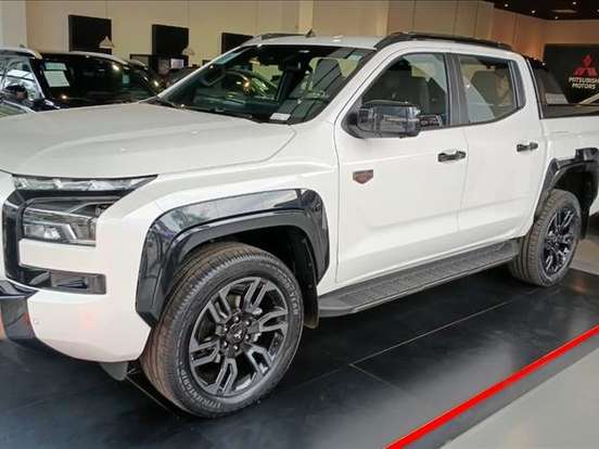 MITSUBISHI-TRITON-2.4 BITURBO DIESEL CD KATANA 4X4 AUTOMÁTICO MITSUBISHI-TRITON-2026